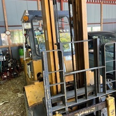 KOMATSU フォークリフトの画像