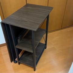 【受付終了】折りたたみデスク の画像