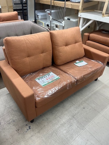 ★950 (新品同様のソファーお探しの方必見)　グリフィン2P　茶　【リサイクルマート鹿児島宇宿店】