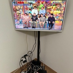 32型テレビ　テレビスタンド付
