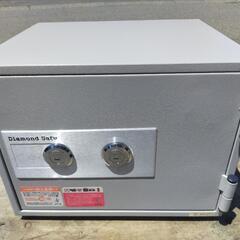 使用可能 ⭐ 耐火金庫 中古 3500円 ⭐ Diamond S...