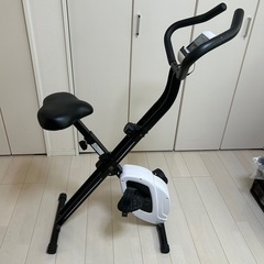 エクササイズバイク
