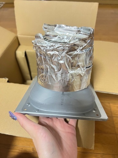 東芝 ダクト用換気扇 ≪ツインエアロファン≫ ルーバーセットタイプ 低騒音形 スタンダード格子タイプ サニタリー用 鋼板ボディ 接続ダクトφ100mm 埋込寸法175mm角 DVF-T10L