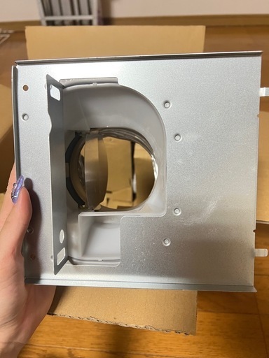 東芝 ダクト用換気扇 ≪ツインエアロファン≫ ルーバーセットタイプ 低騒音形 スタンダード格子タイプ サニタリー用 鋼板ボディ 接続ダクトφ100mm 埋込寸法175mm角 DVF-T10L