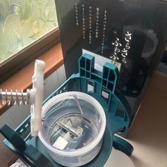  【確定済】レトロ可愛い電動かき氷器★ふわふわ氷が作れるの画像