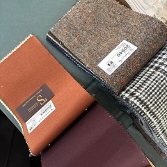 高級スーツ/ ブランド生地サンプル/ 総額20万以上する商品ですの画像