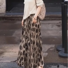 新品⭐︎ヴィンテージ風ロングスカートの画像