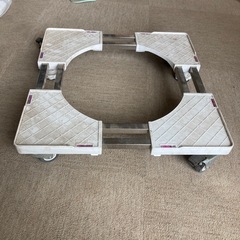 ローラ台車