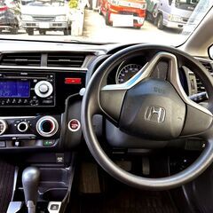 ⭐２５年式★ホンダフィット⭐１３G　Fパッケージ★２年車検・２年保証付き！下取り可能♪の画像