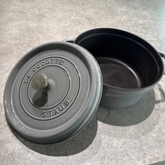 ７/13日まで値下げ！ストウブ　24cm グレーの画像