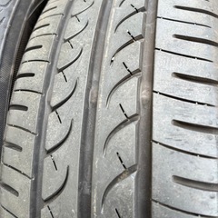 ※最終値下げ※ 　ヨコハマ　ブルーアース　バリ溝　8部山　175/65R14 　2本セット　の画像