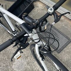 全て込々◆ライト、鍵、サイドスタンド付き・アルミクロスバイクの画像