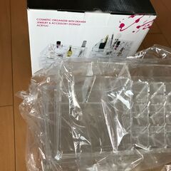 オビオア化粧品オーガナイザー（引き出し付き）　透明　箱入りの画像