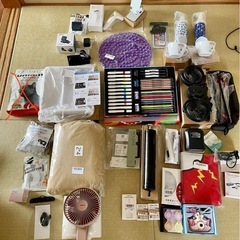 新品グッズ　色々詰め合わせ　ダンボール一箱分セット