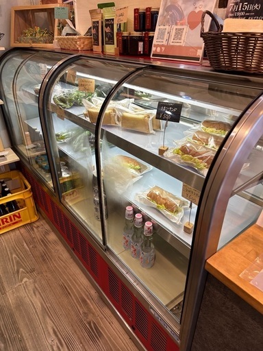 ショーケース 
冷蔵庫