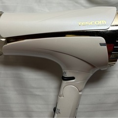 テスコム　
ヘアードライヤーの画像