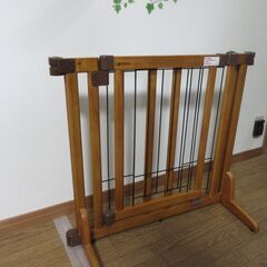 ペット用 木製おくだけドア付ゲート Sサイズ（リッチェル）