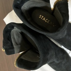 ショートブーツの画像