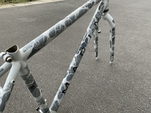 MARIN MUIRWOODS SE8 グレーカモフラージュ 自転車フレーム 通勤・通学におすすめ】MARIN（マリン、マリーン） 2018年モデル