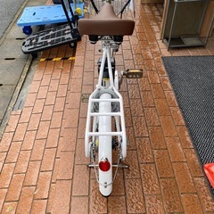 🚴未使用🚴21TECHNOLOGY 20インチ電動自転車 ホワイト No.1824の画像