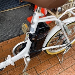 🚴未使用🚴21TECHNOLOGY 20インチ電動自転車 ホワイト No.1824の画像