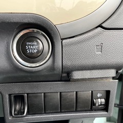 安心の総額表示！車検満たん★スズキアルトラパン禁煙車ツートーン★ホイールキャップの画像