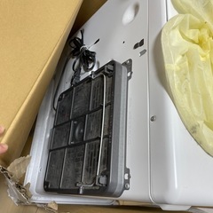 【取引中】FW-4715SDX 石油ストーブの画像