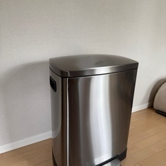 ゴミ箱2分別の画像