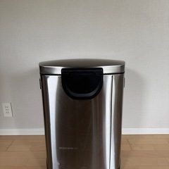 ゴミ箱2分別の画像