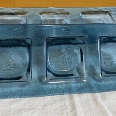 ガラスの三種盛り器2枚セットの画像