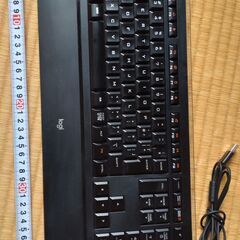 美品 ロジクール LEDイルミネーション機能も備えたUSBキーボード K740の画像