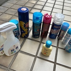 スプレー缶　車のコーティング？防水スプレーなど