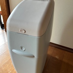 おむつゴミ箱　ニオイポイ