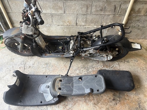 ズーマー部品取りに