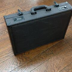 0609-089 アタッシュケースの画像