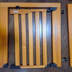 美品　ベビーゲート