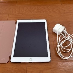 iPad Pro 9.7インチ 32GB SIMフリー・シルバー...
