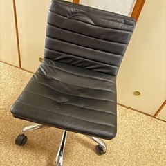 黒 合皮製デスクチェア 回転イス【引取り限定】