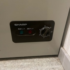 SHARP 冷凍庫　FC-BX10A-C １００Ｌ　2014年屋内使用