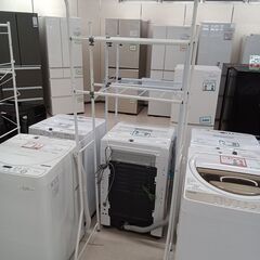 リユースのサカイ栃木店★ジモティ割あり★  ラック ホワイト W...