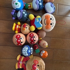 アンパンマン　ぬいぐるみ　ガチャ　ボールなど