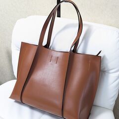 美品【トートバッグ】軽量・A4資料OK！