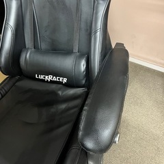 ゲーミングチェアの画像