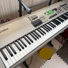 YAMAHA MO8 88鍵ピアノ鍵盤シンセサイザー（動作ほぼ正常、付属