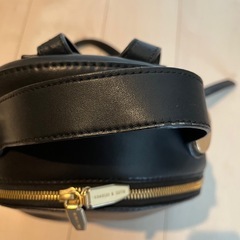 CHARLES & KEITHの画像