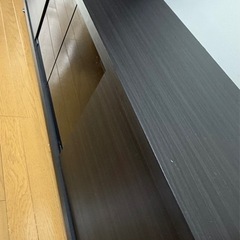 テレビ台ただでお譲りします。