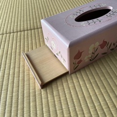 ティッシュ　ケース　箱　ボックスの画像