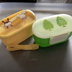 二段型お弁当箱2つ引き取り限定の画像