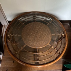 籐のテーブル
の画像