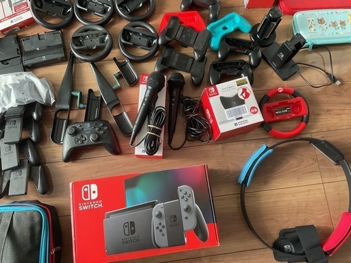 Nintendo Switch本体と周辺機器